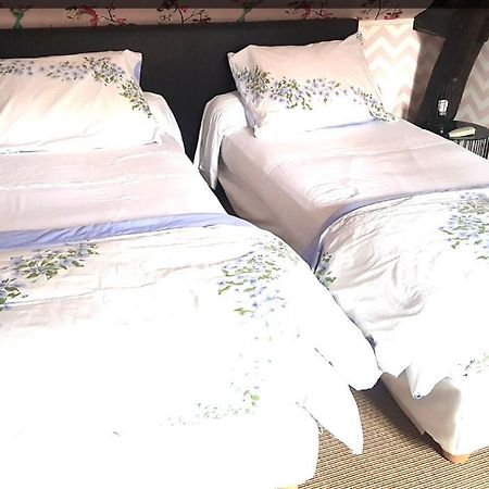 Beau Logement En Centre Ville บูจองซี ภายนอก รูปภาพ
